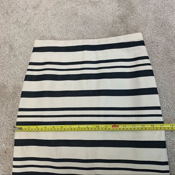 J.CREW striped textured ivory light cream pencil skirt Sz 0 - Picture 9 of 10